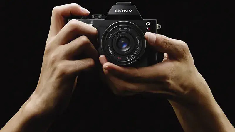 Sony A7 & A7R: Full-Frame Mirrorless Cameras